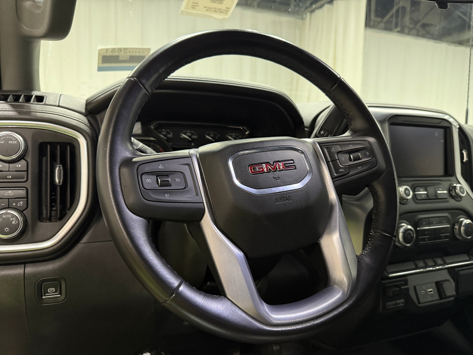 Thumbnail: 2021 GMC Sierra 2500 - 5