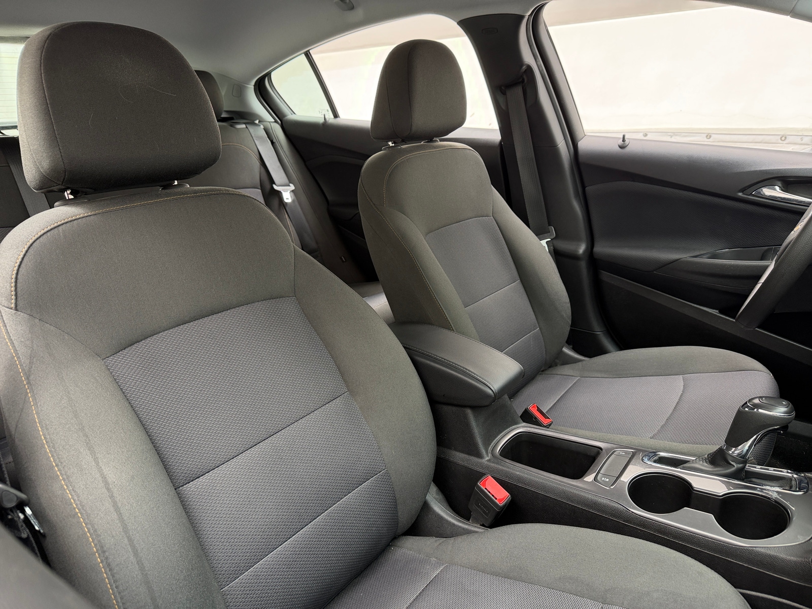 Thumbnail: 2019 Chevrolet Cruze - 2