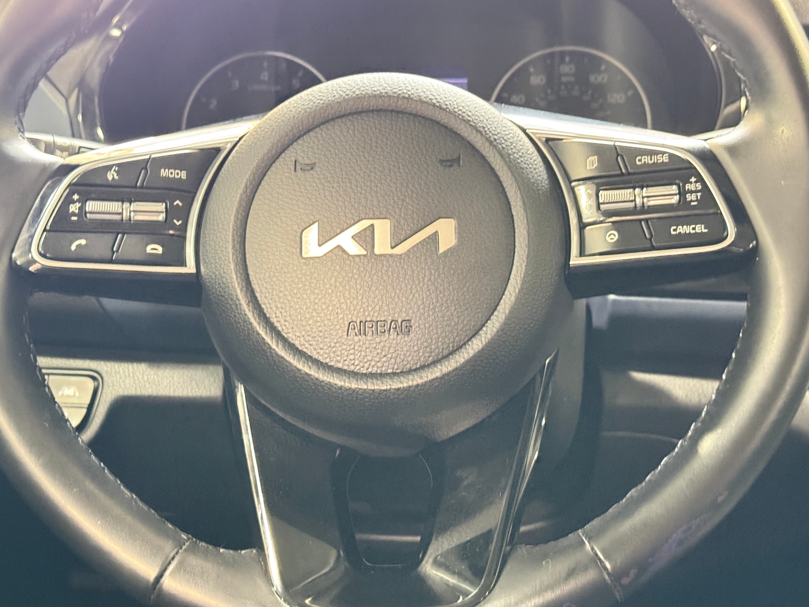 Thumbnail: 2023 Kia Seltos - 5