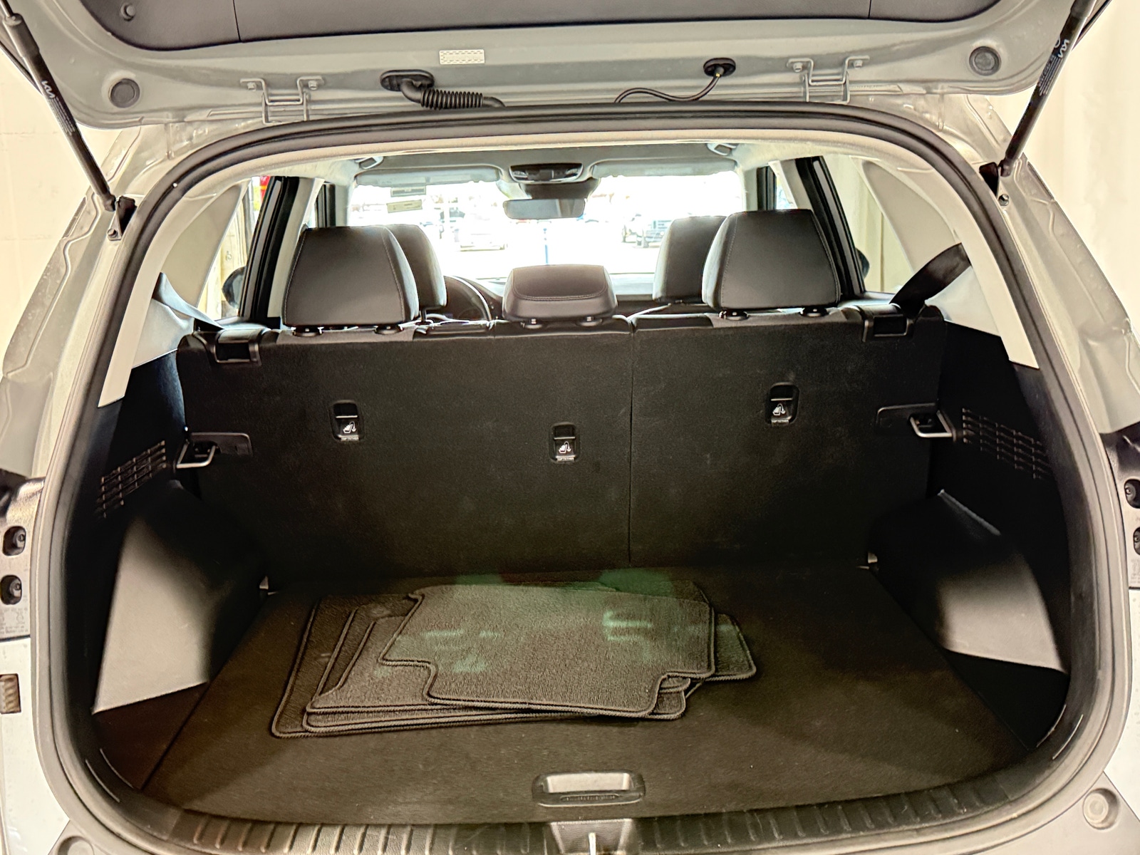 Thumbnail: 2023 Kia Seltos - 7