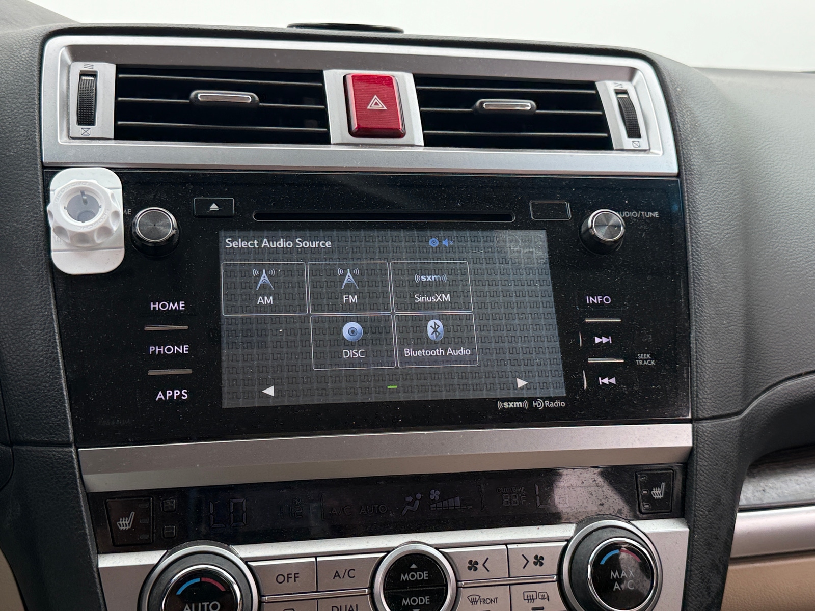 Thumbnail: 2015 Subaru Legacy - 3