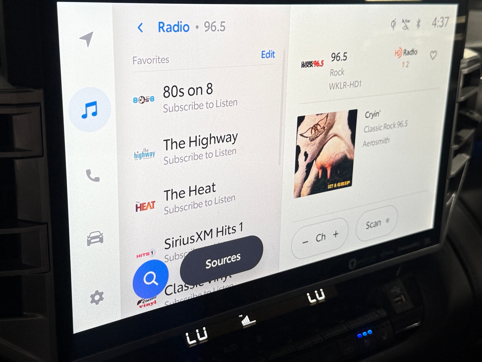Thumbnail: 2024 Toyota Tundra - 3