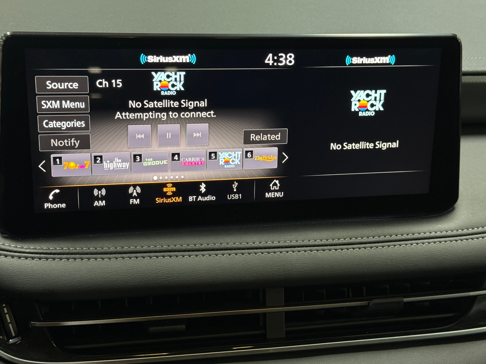 Thumbnail: 2023 INFINITI QX60 - 3