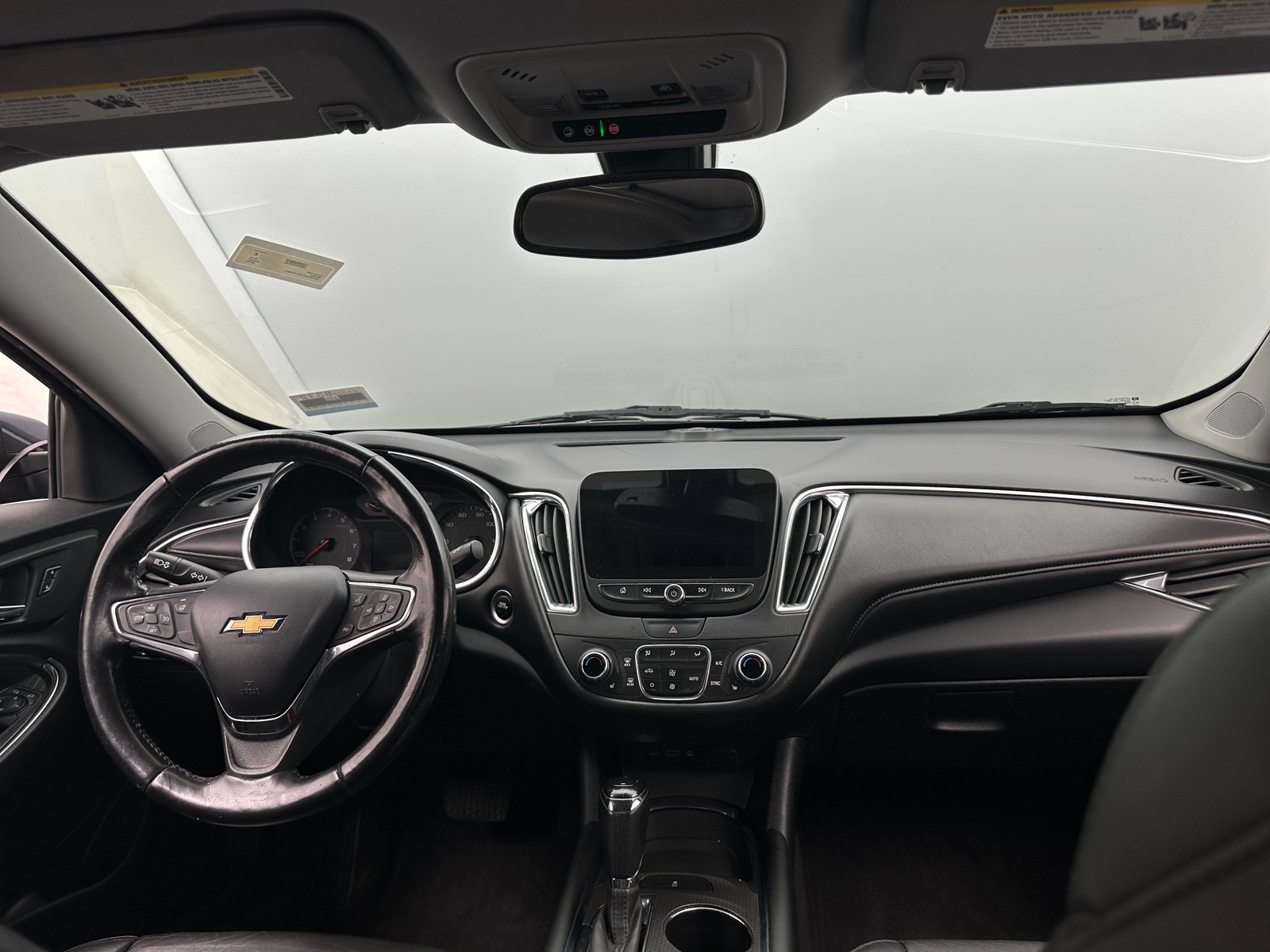 Thumbnail: 2019 Chevrolet Malibu - 3