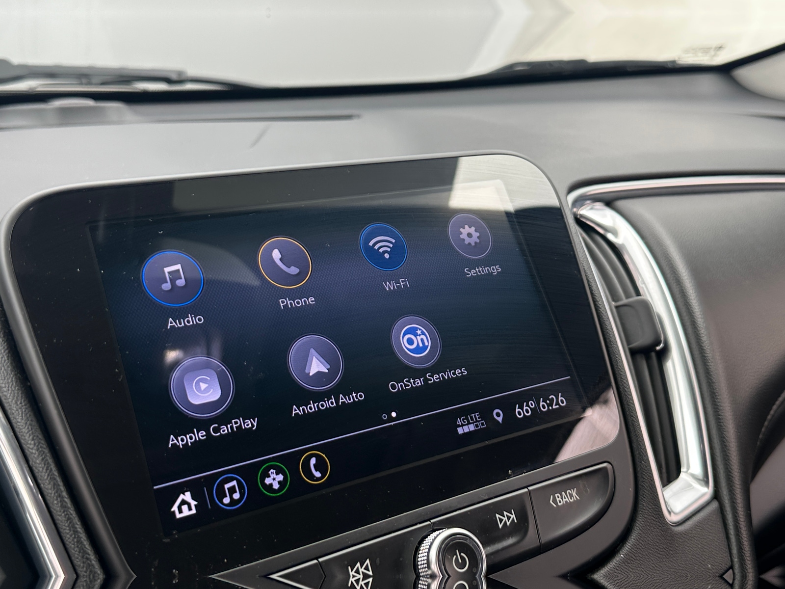 Thumbnail: 2019 Chevrolet Malibu - 4