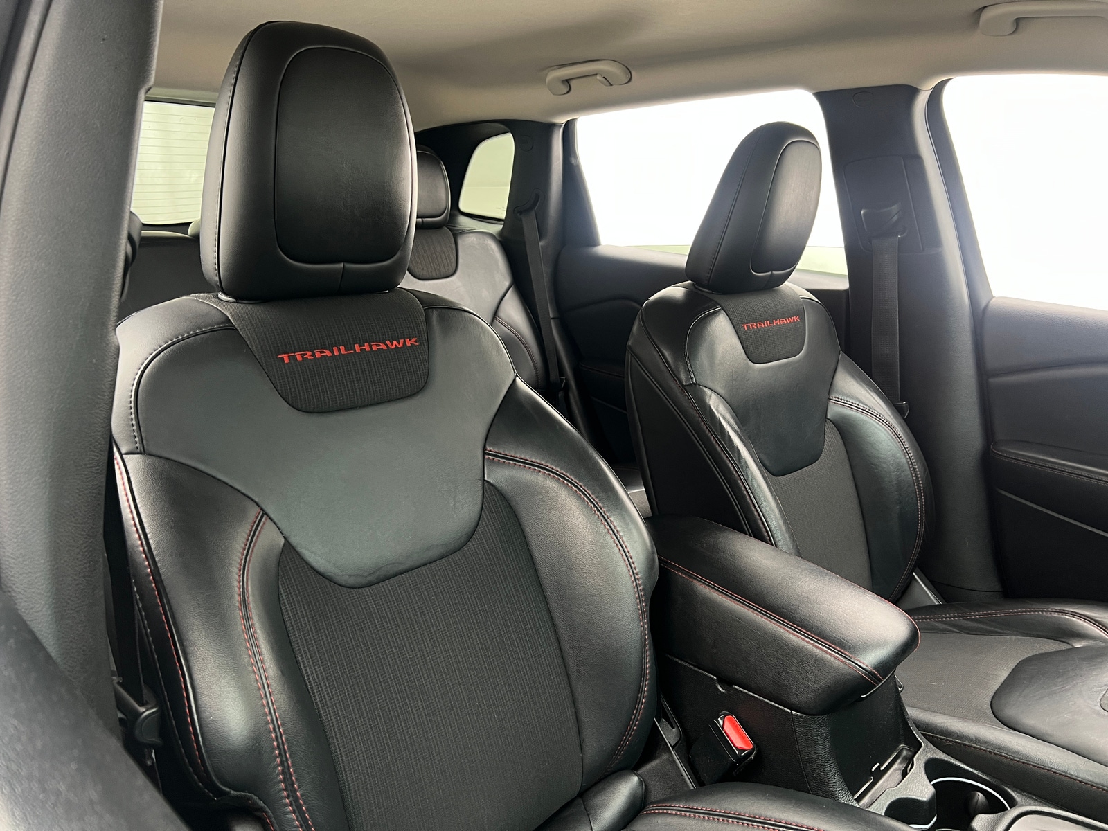 Thumbnail: 2016 Jeep Cherokee - 2