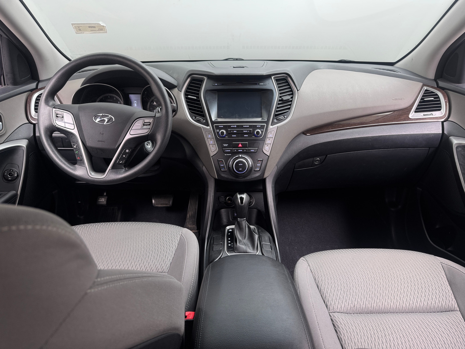 Thumbnail: 2017 Hyundai Santa Fe - 3