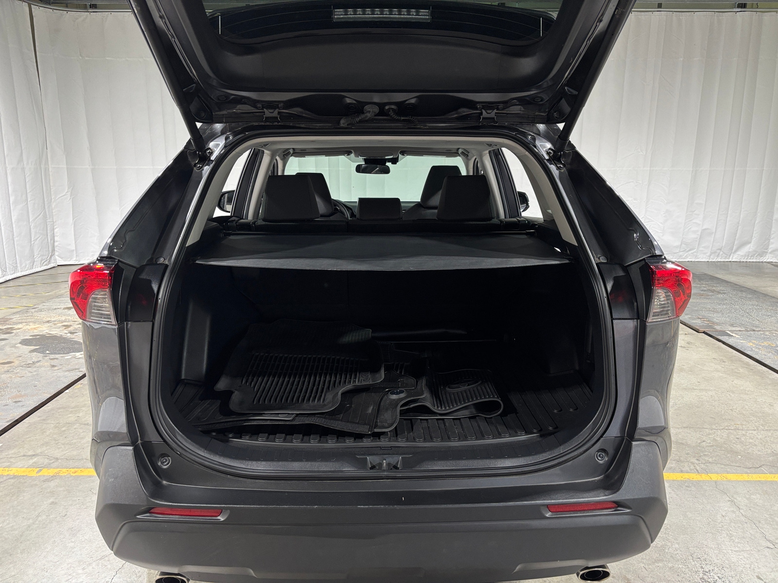 Thumbnail: 2024 Toyota RAV4 - 7