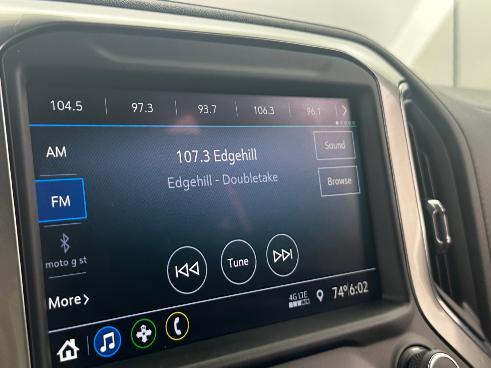 Thumbnail: 2020 Chevrolet Silverado 1500 - 4