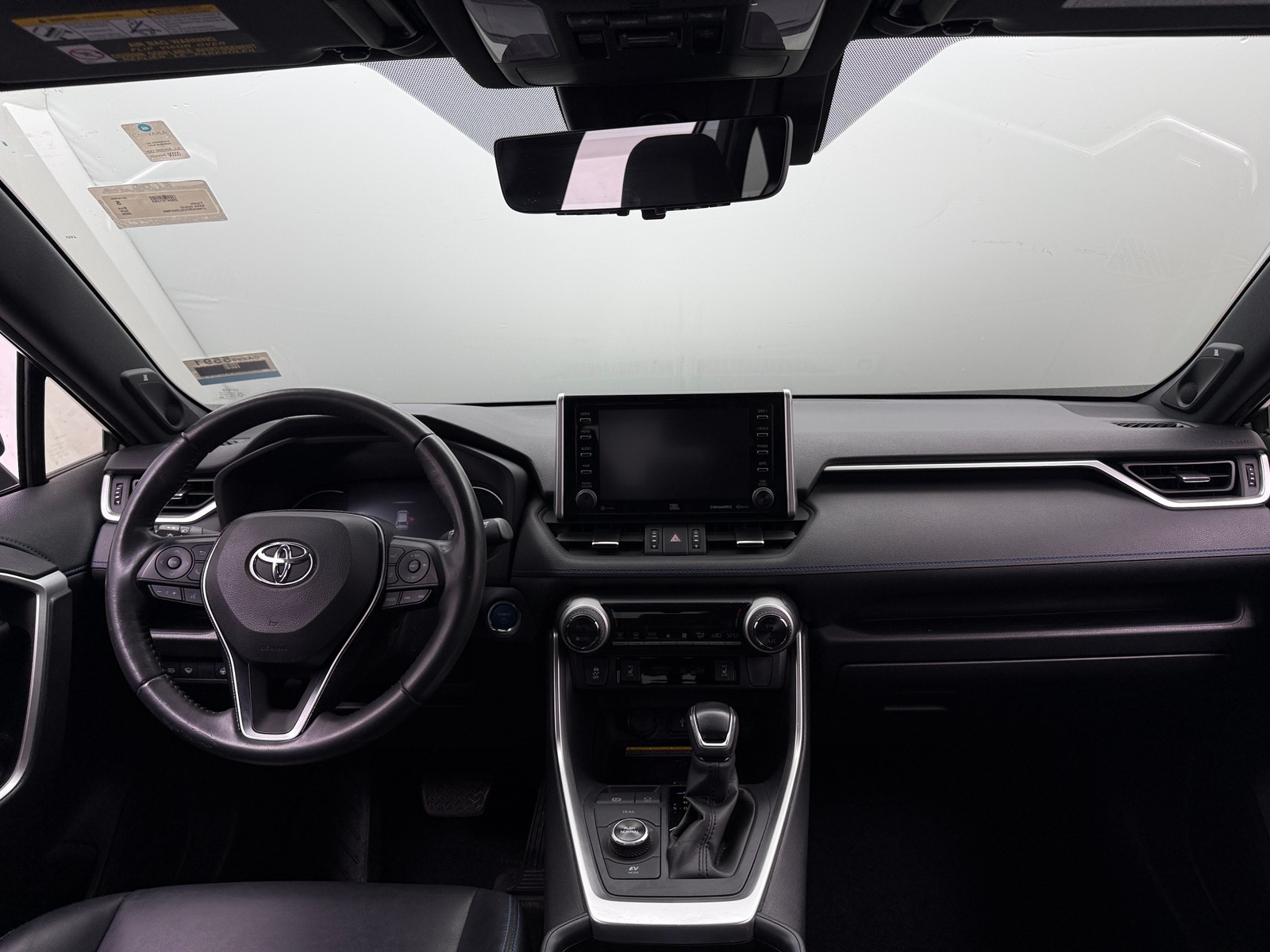 Thumbnail: 2020 Toyota RAV4 - 2