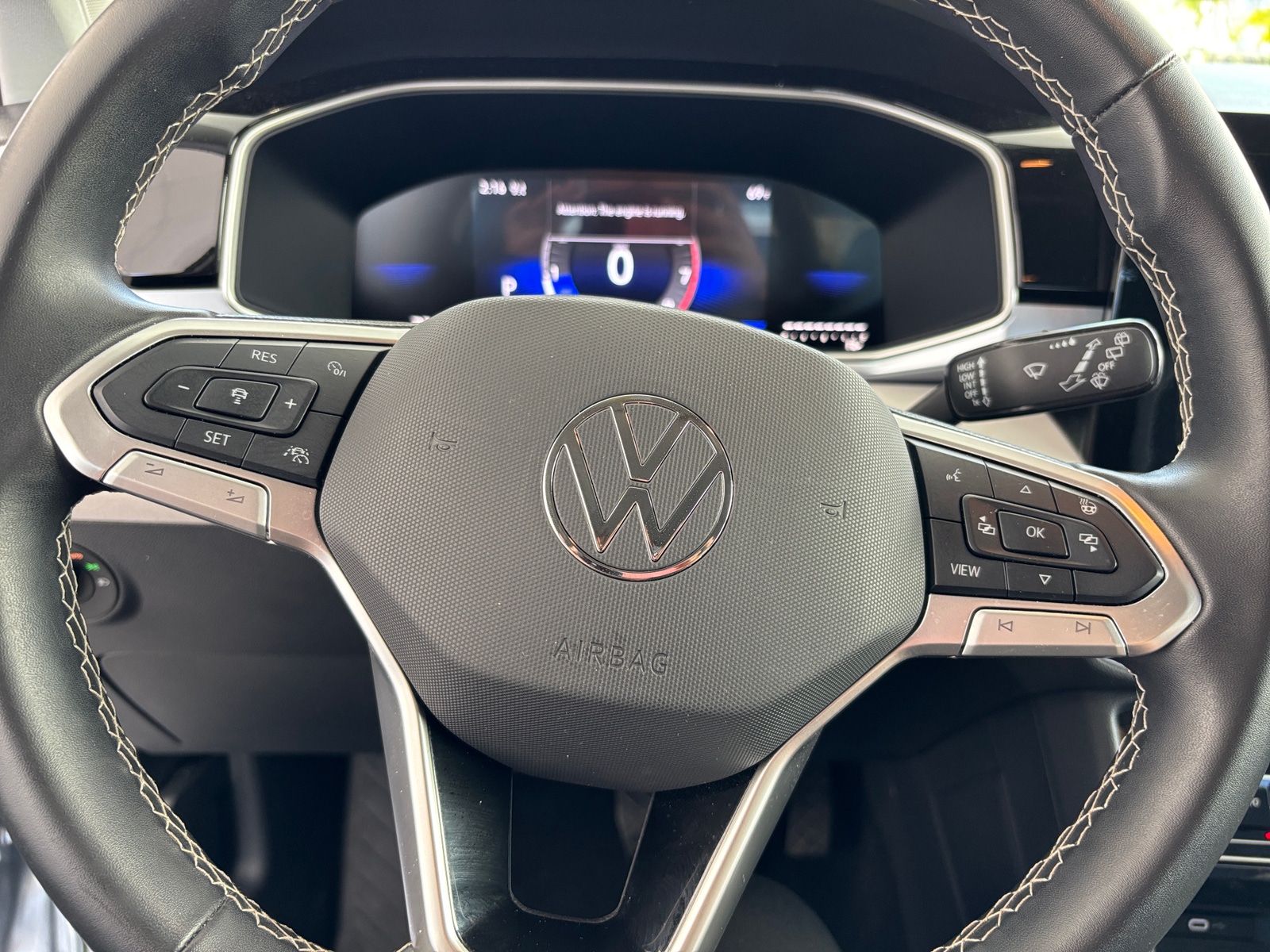 Thumbnail: 2025 Volkswagen Taos - 5