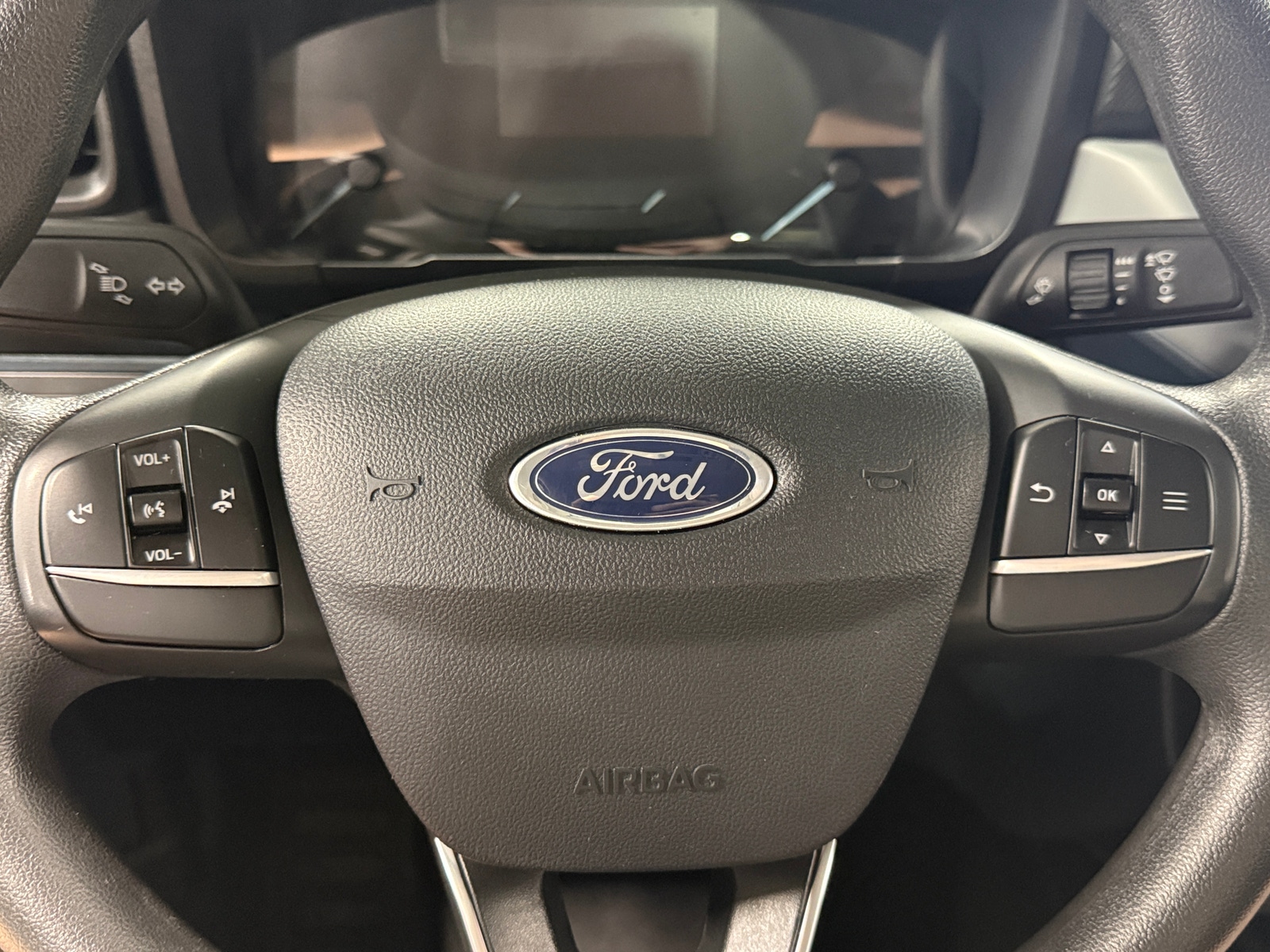 Thumbnail: 2022 Ford Maverick - 5