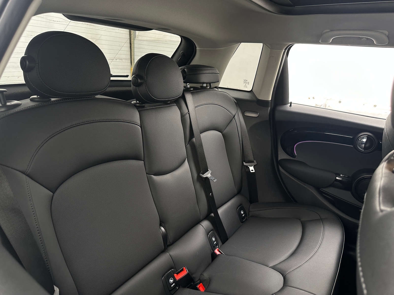 Thumbnail: 2023 MINI Cooper Hardtop - 5