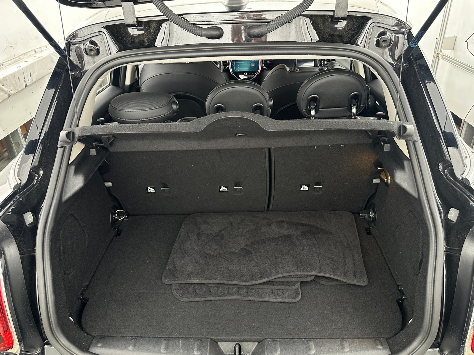 Thumbnail: 2023 MINI Cooper Hardtop - 6