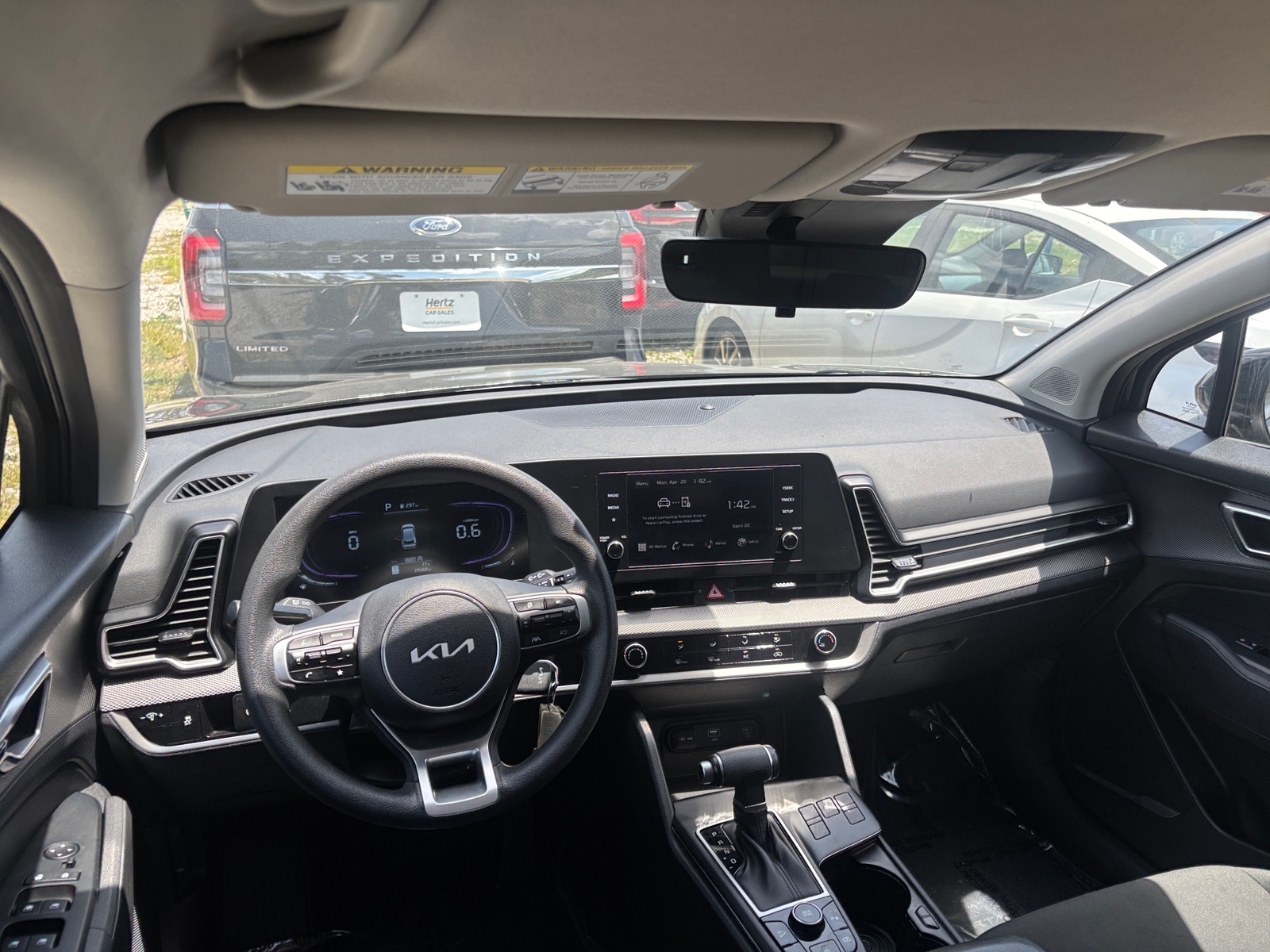 Thumbnail: 2025 Kia Sportage - 3