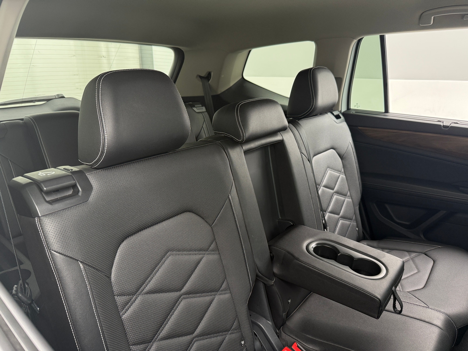 Thumbnail: 2025 Volkswagen Atlas - 5