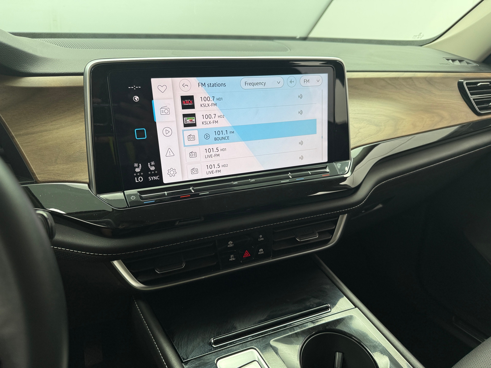 Thumbnail: 2025 Volkswagen Atlas - 3