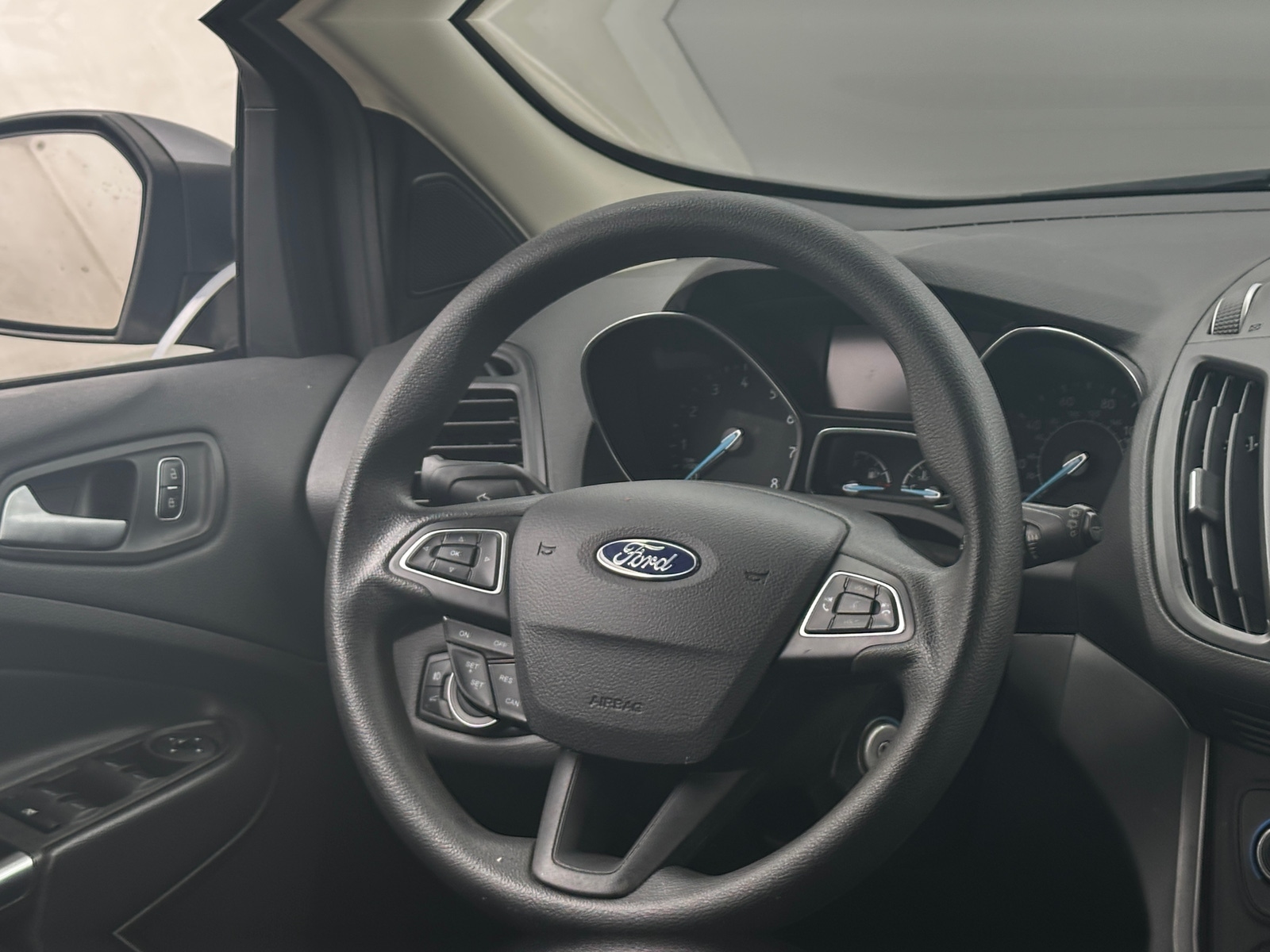 Thumbnail: 2018 Ford Escape - 5
