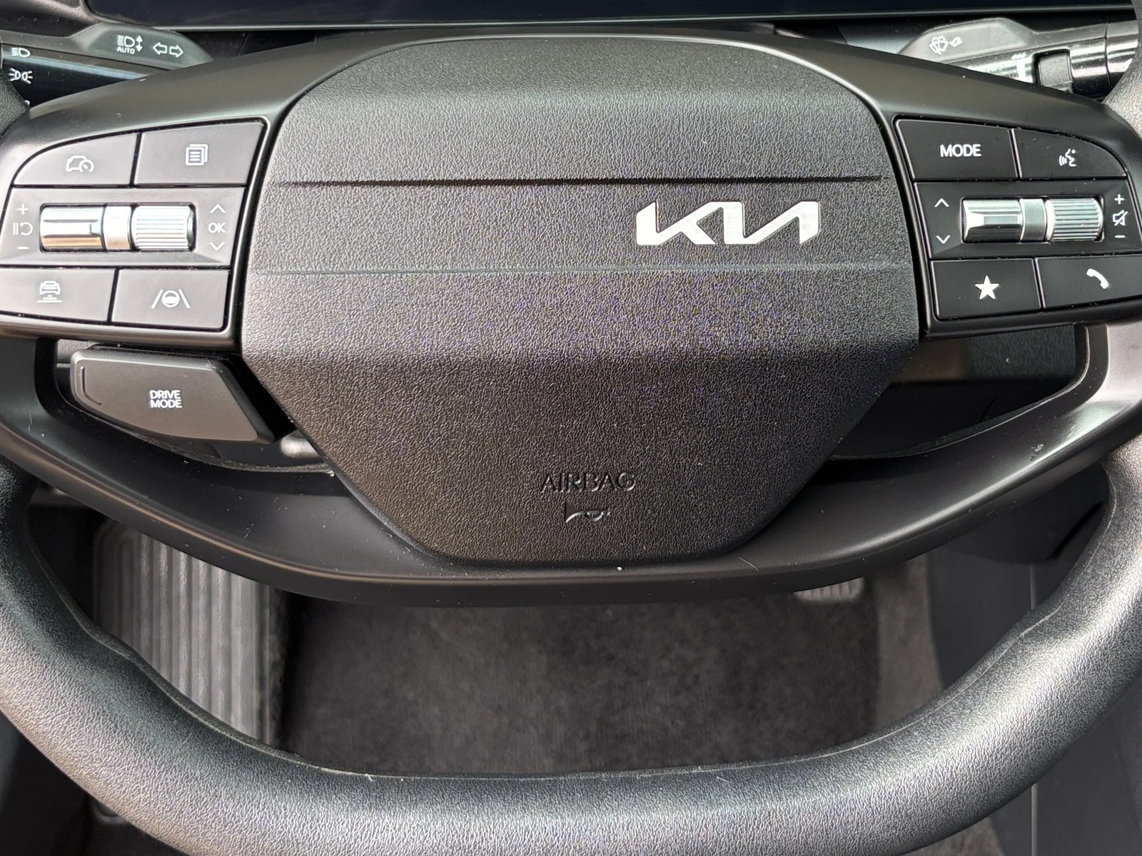 Thumbnail: 2025 Kia K4 - 5