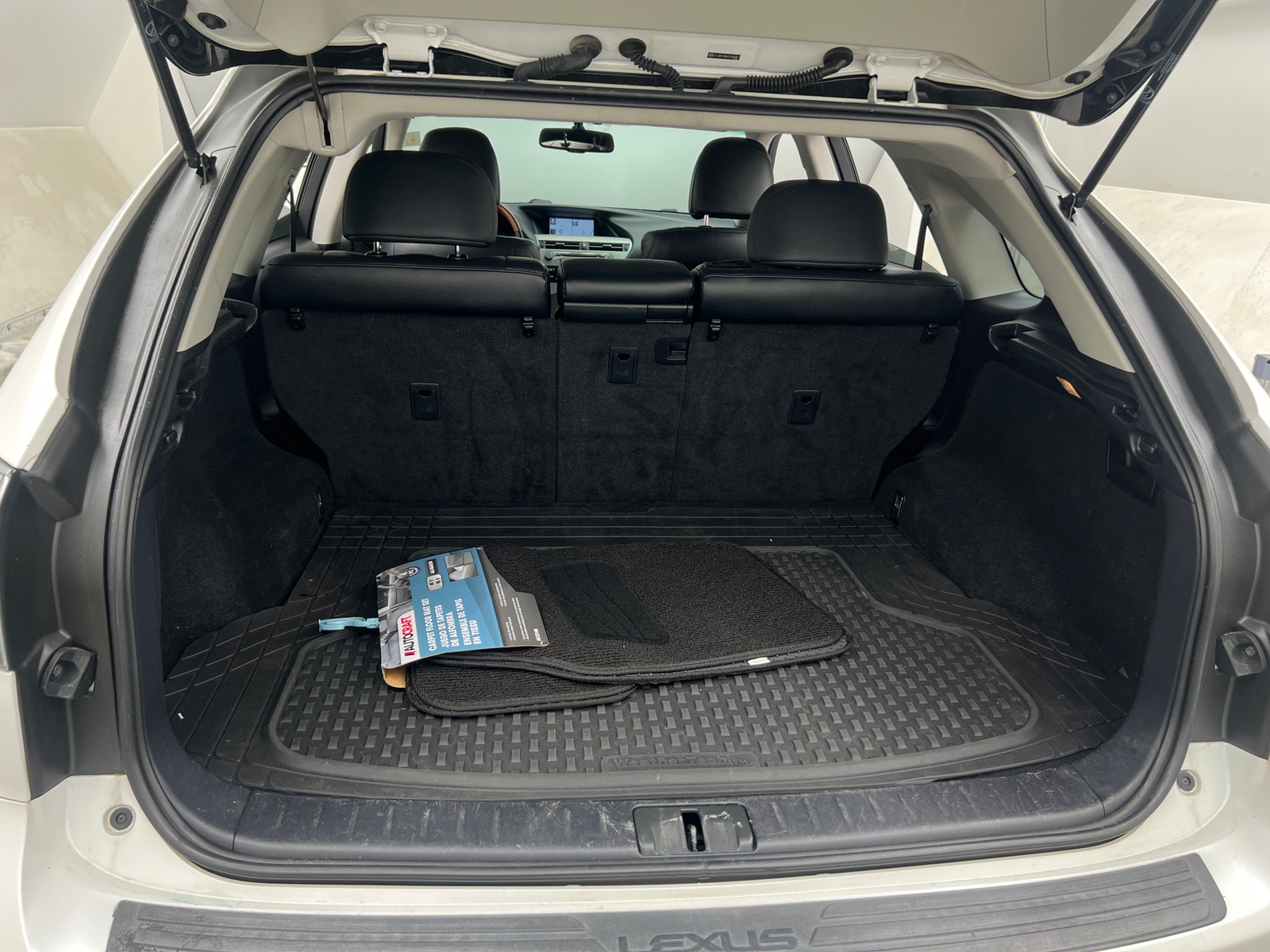 Thumbnail: 2012 Lexus RX - 7