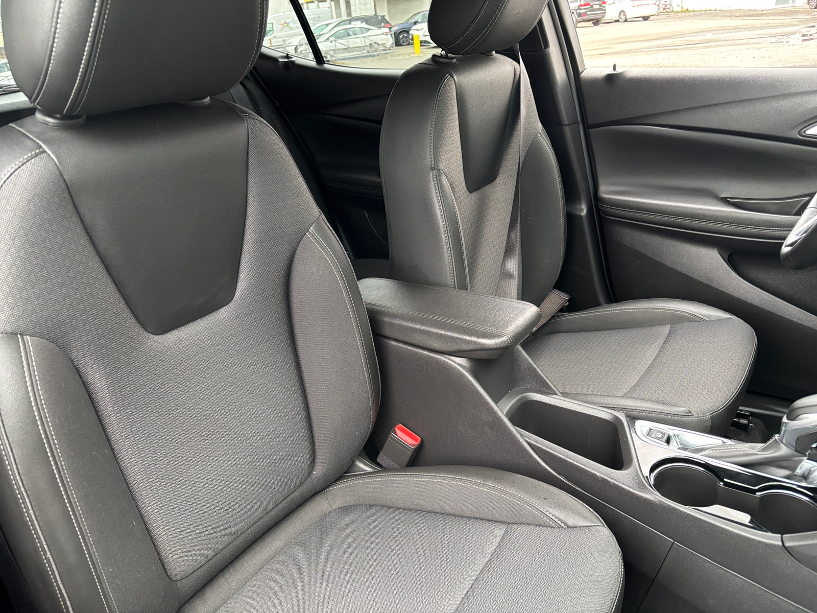 Thumbnail: 2025 Buick Encore GX - 2
