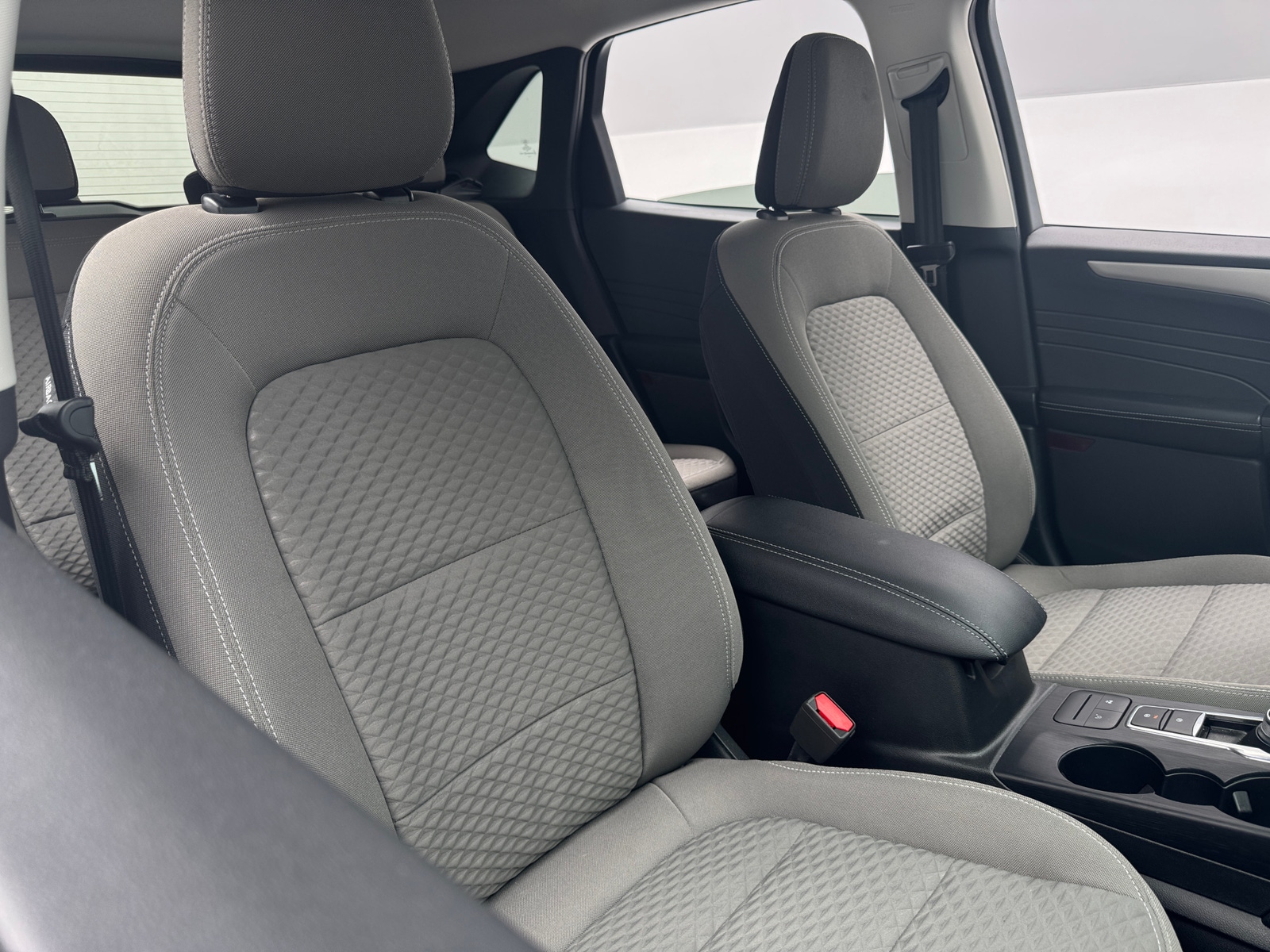 Thumbnail: 2022 Ford Escape - 2