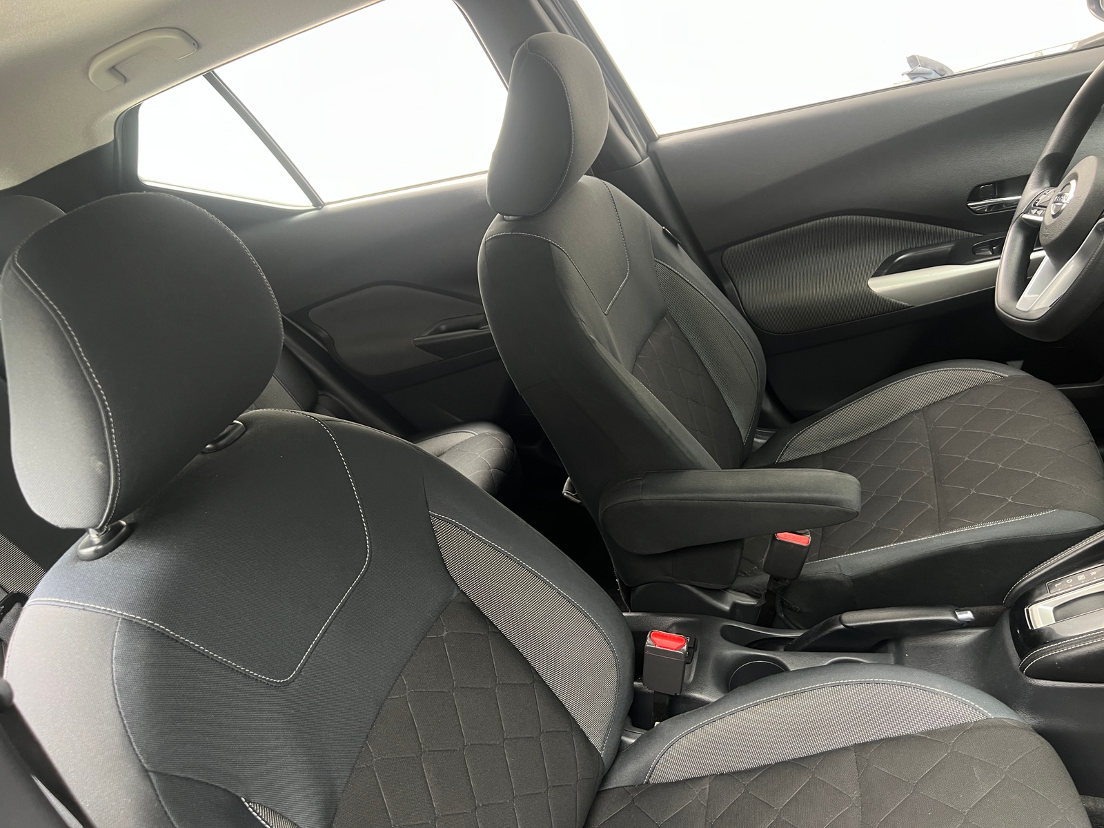 Thumbnail: 2019 Nissan Kicks - 2