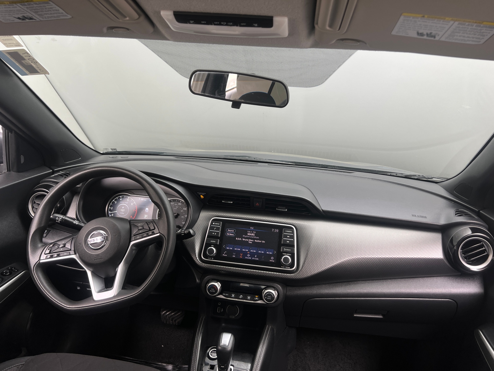 Thumbnail: 2019 Nissan Kicks - 3