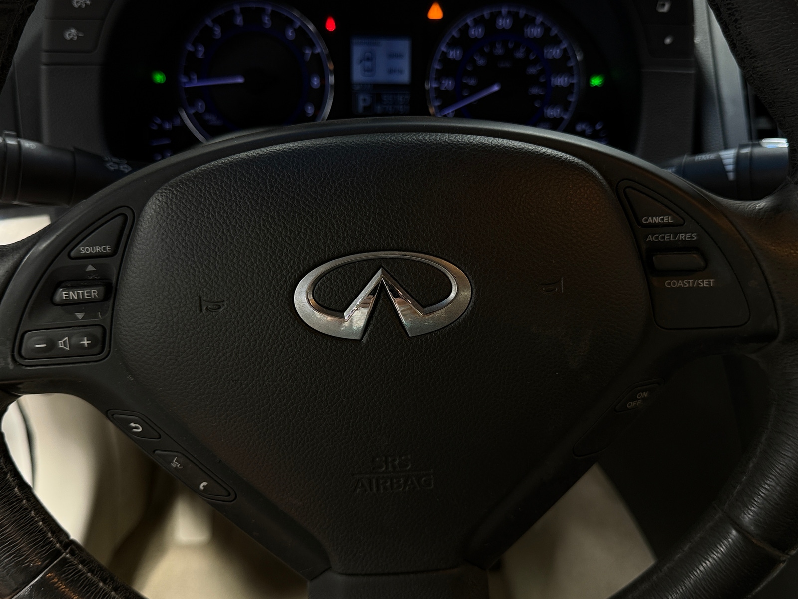 Thumbnail: 2014 INFINITI Q60 - 3