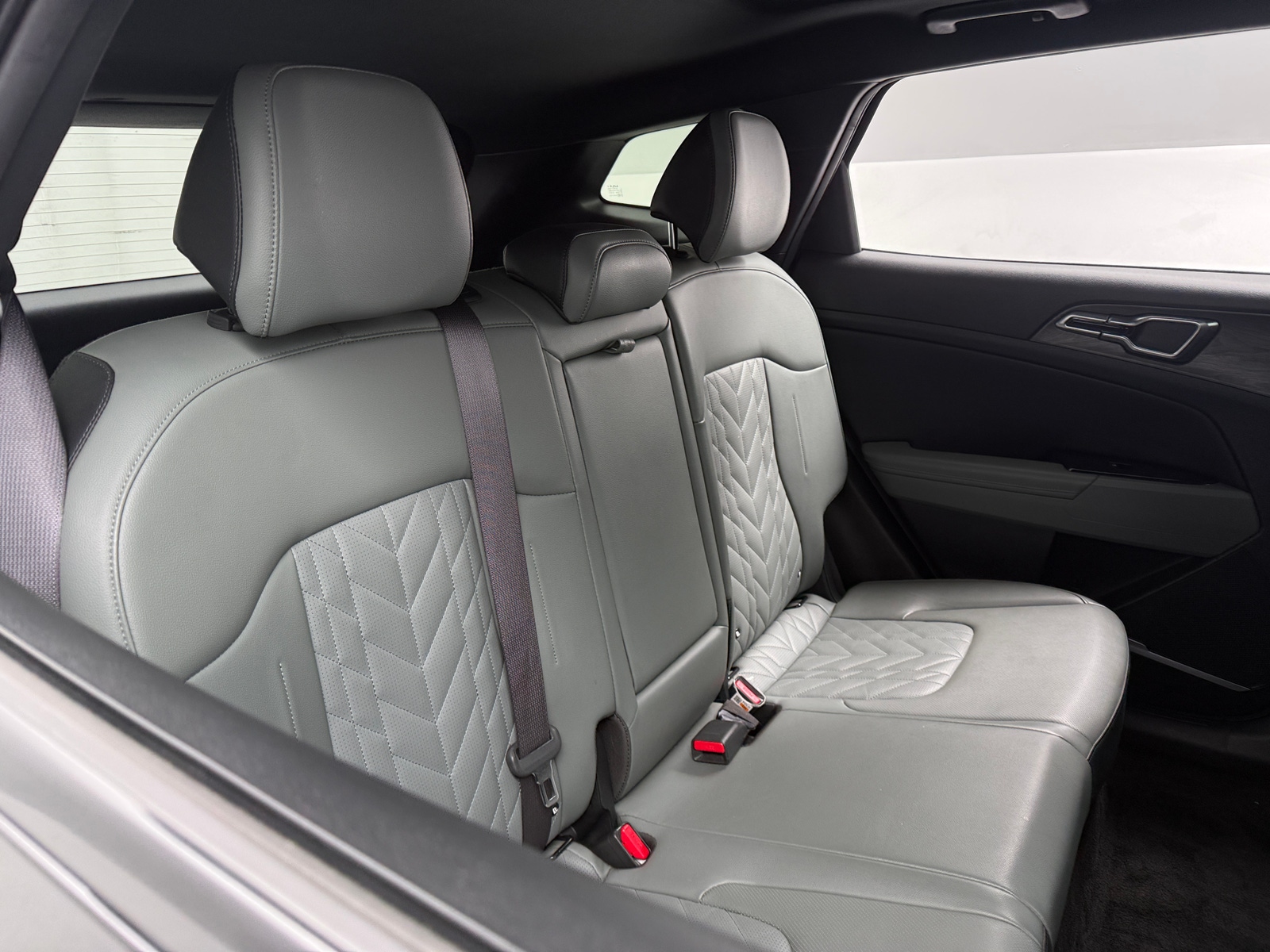 Thumbnail: 2023 Kia Sportage - 5