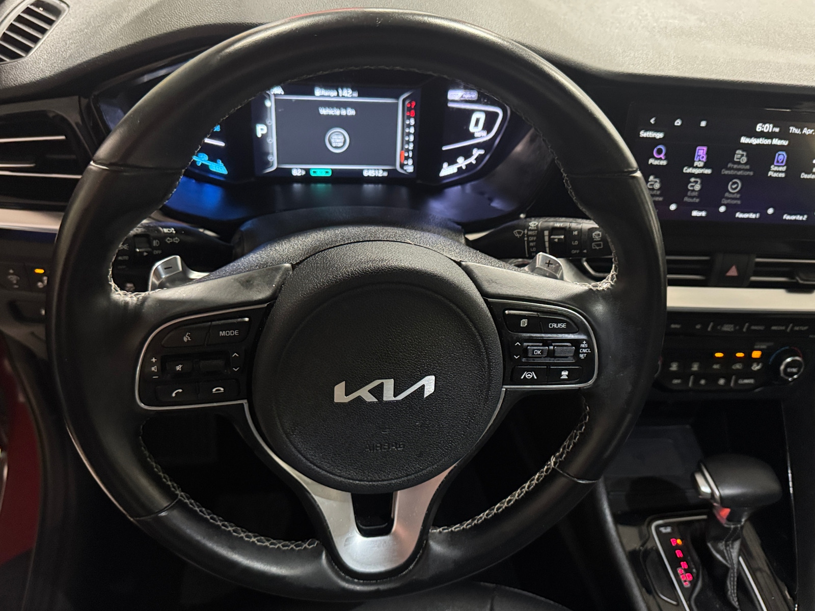 Thumbnail: 2022 Kia Niro - 4