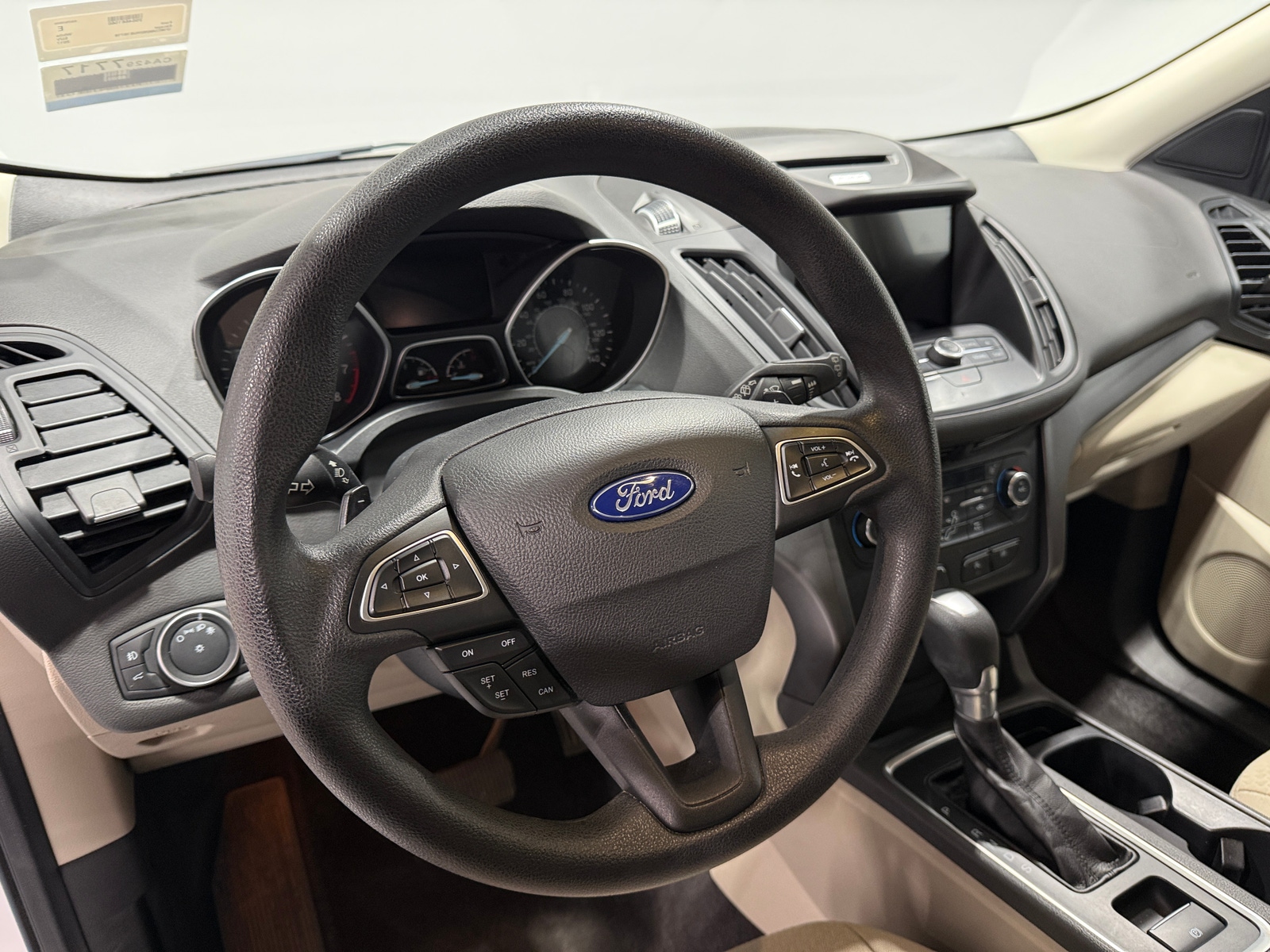 Thumbnail: 2017 Ford Escape - 5