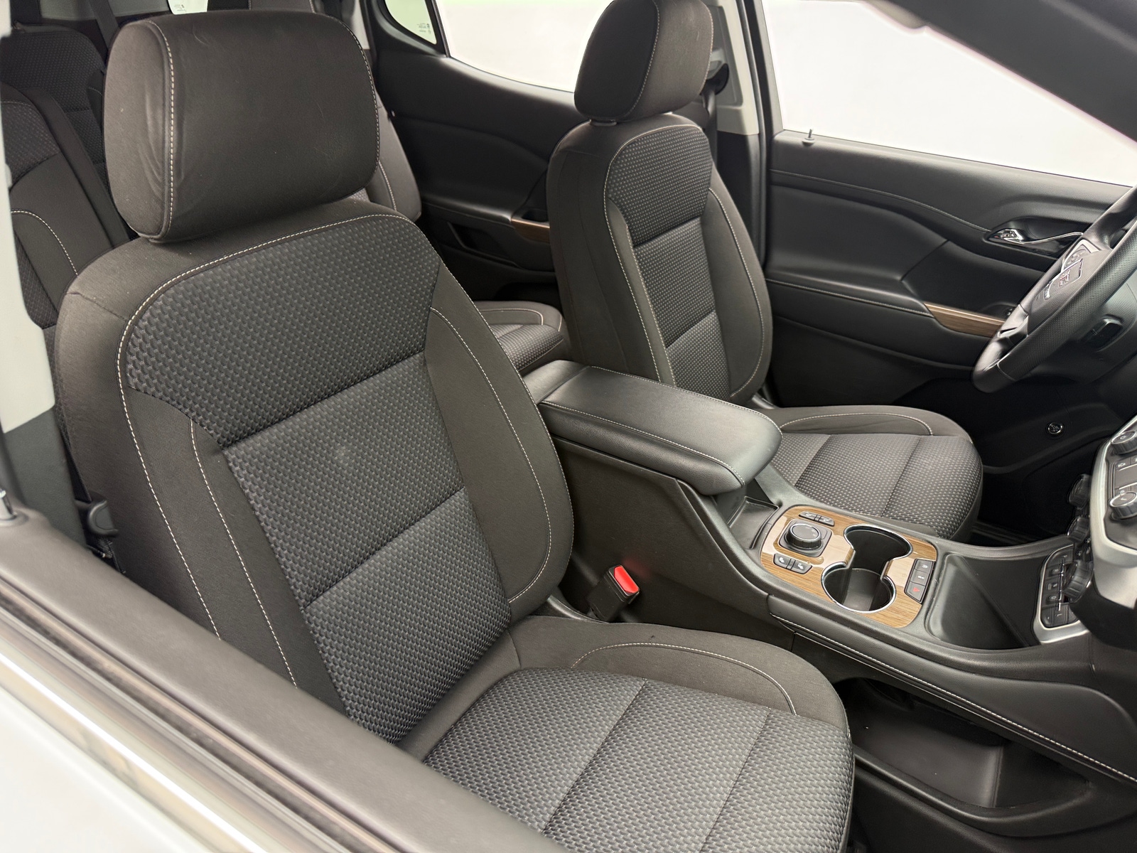 Thumbnail: 2023 GMC Acadia - 2