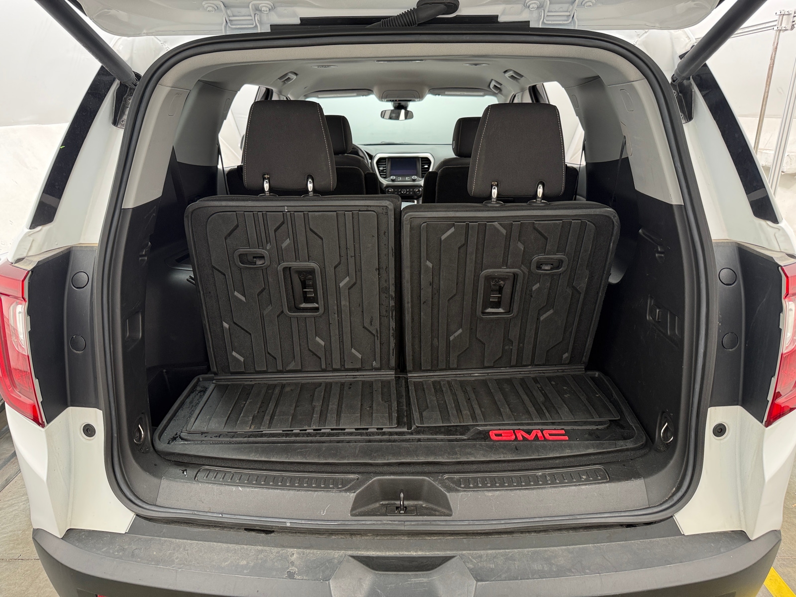 Thumbnail: 2023 GMC Acadia - 7