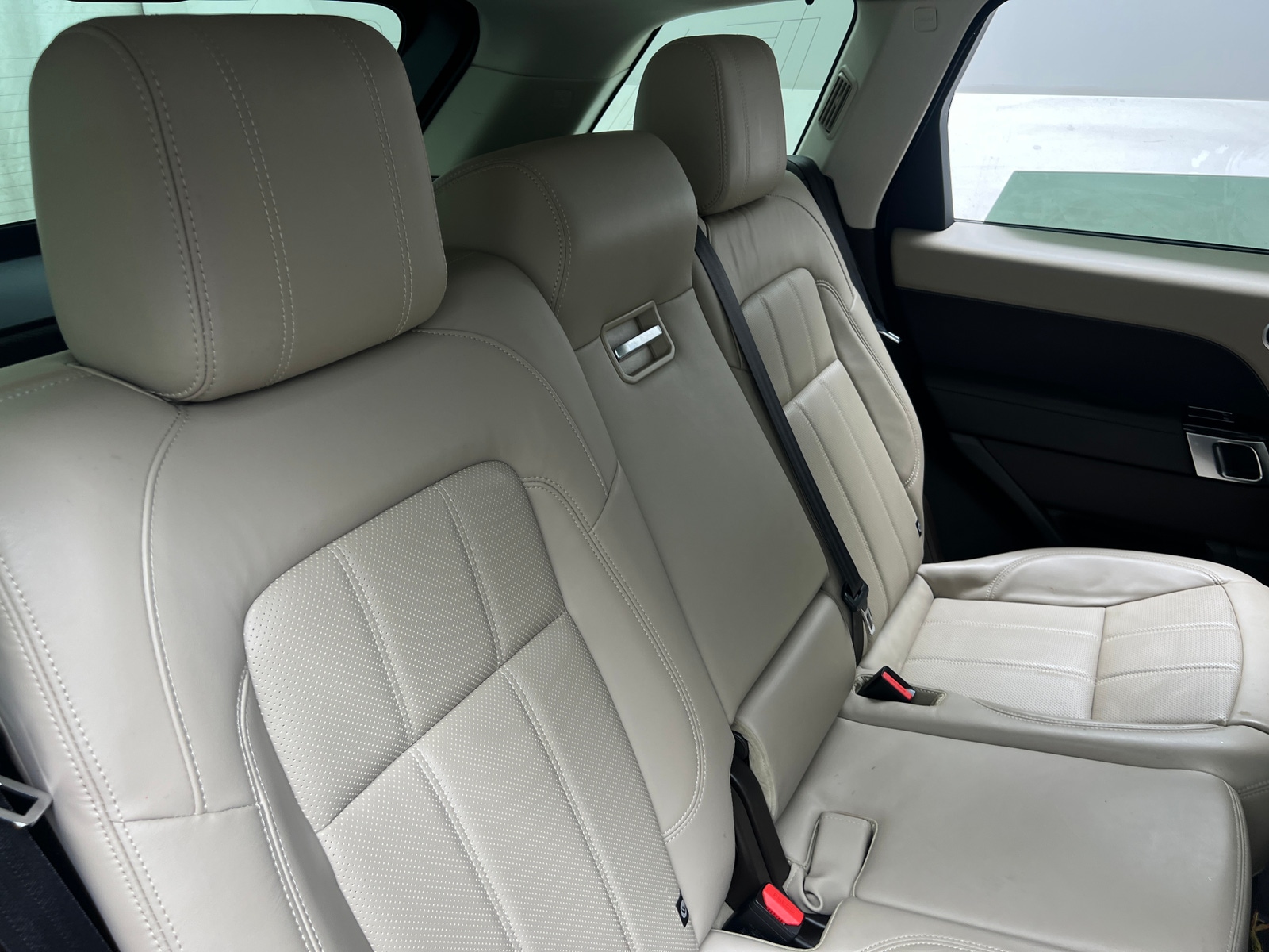 Thumbnail: 2022 Land Rover Range Rover Sport - 5