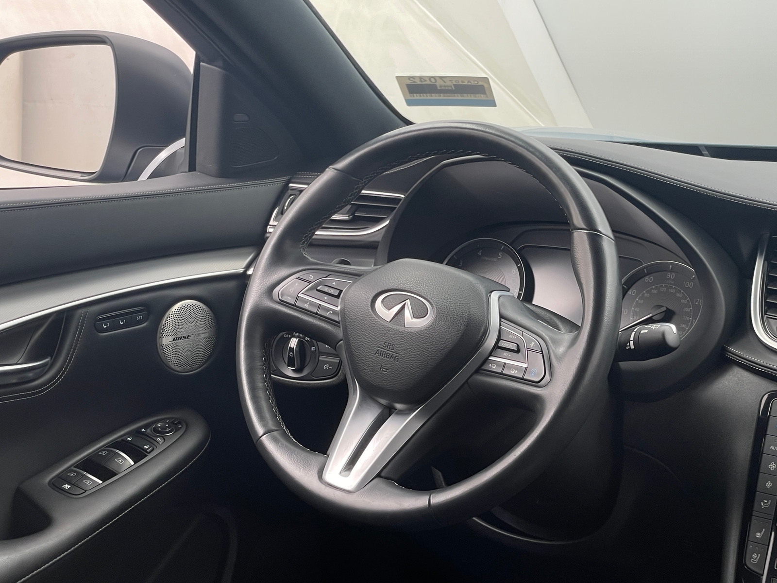 Thumbnail: 2023 INFINITI QX55 - 4