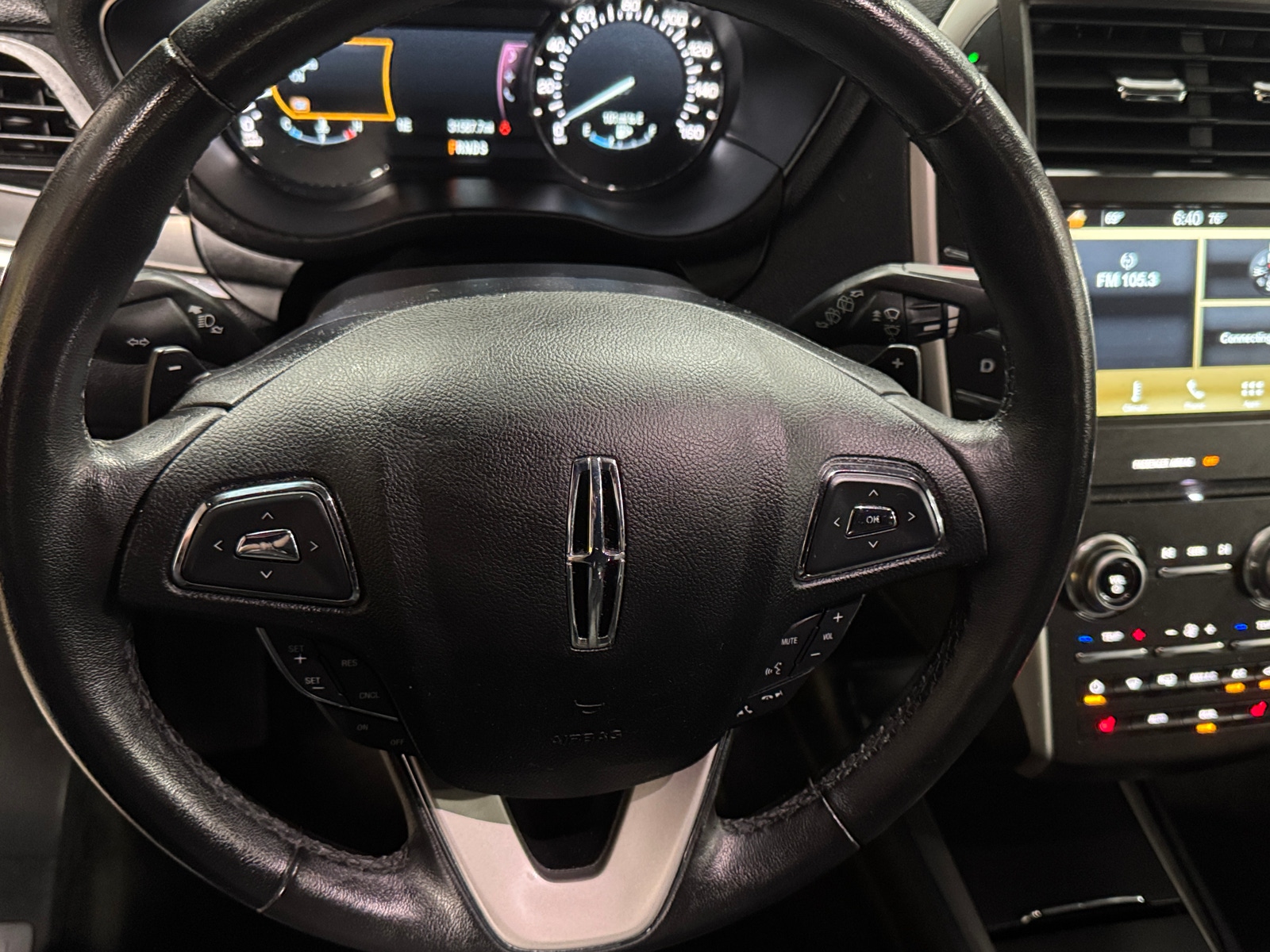 Thumbnail: 2016 Lincoln MKC - 4