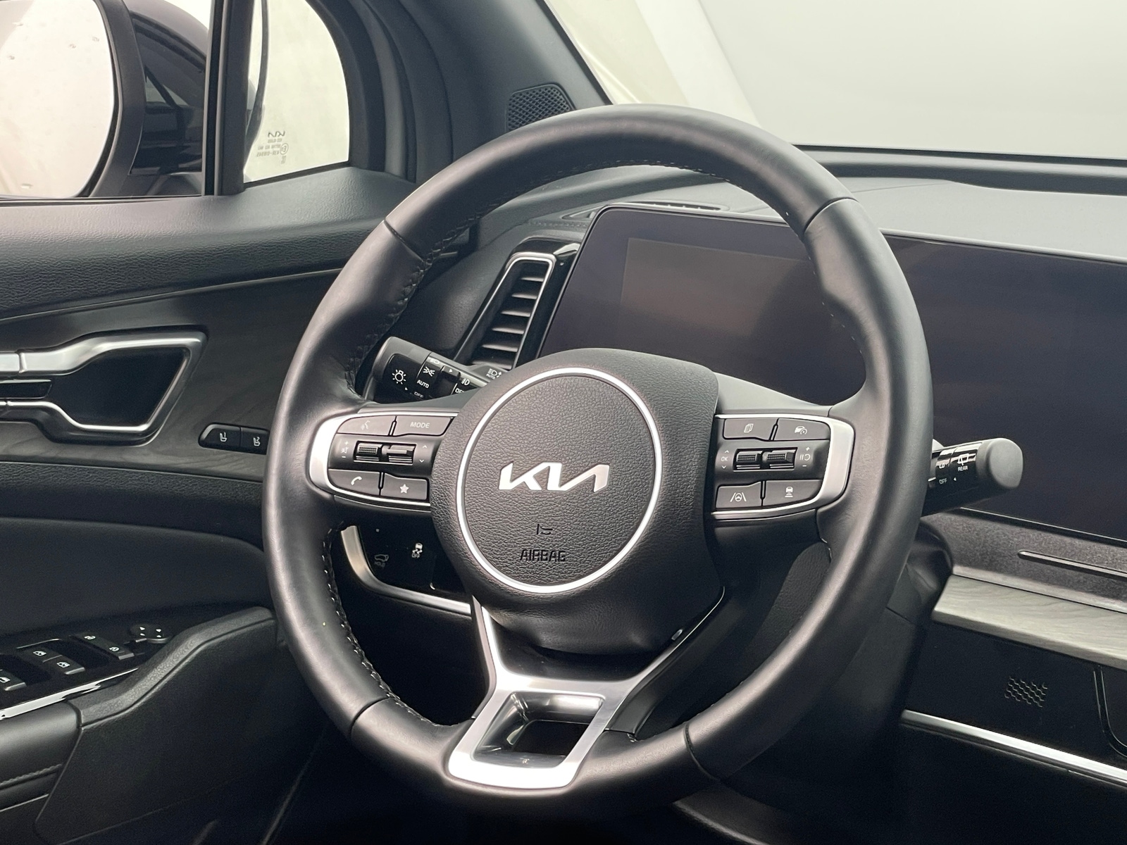 Thumbnail: 2024 Kia Sportage - 4