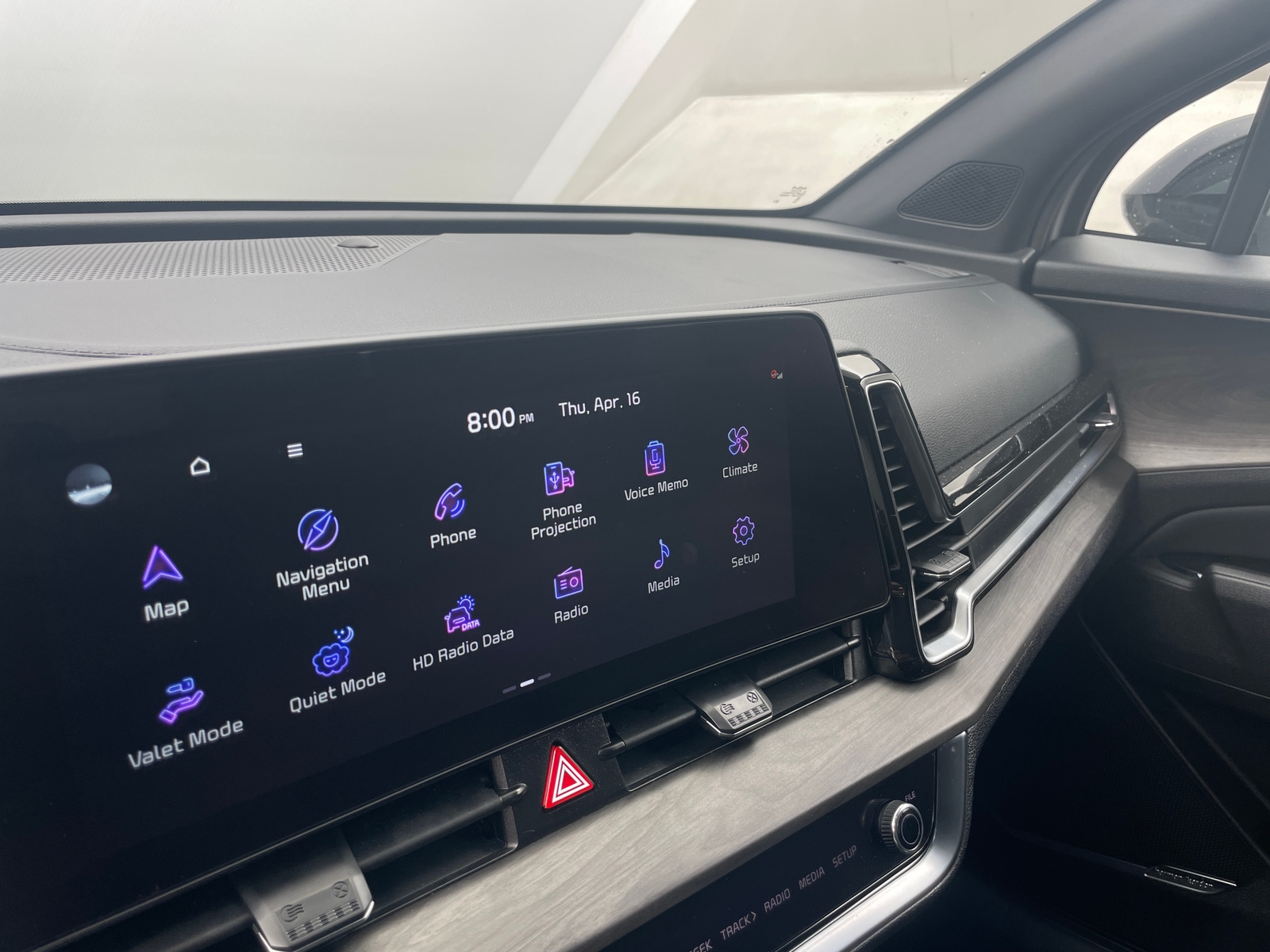 Thumbnail: 2024 Kia Sportage - 3