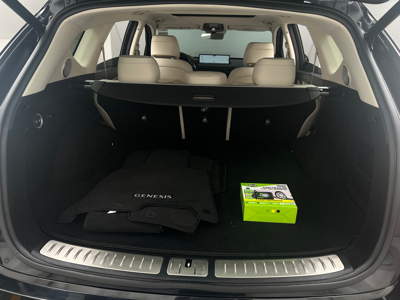 Thumbnail: 2023 Genesis GV80 - 6