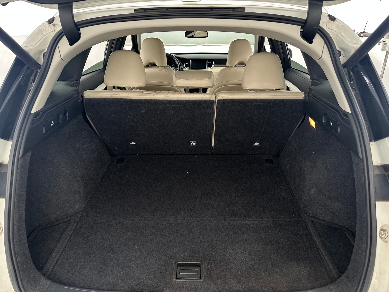 Thumbnail: 2019 INFINITI QX50 - 6