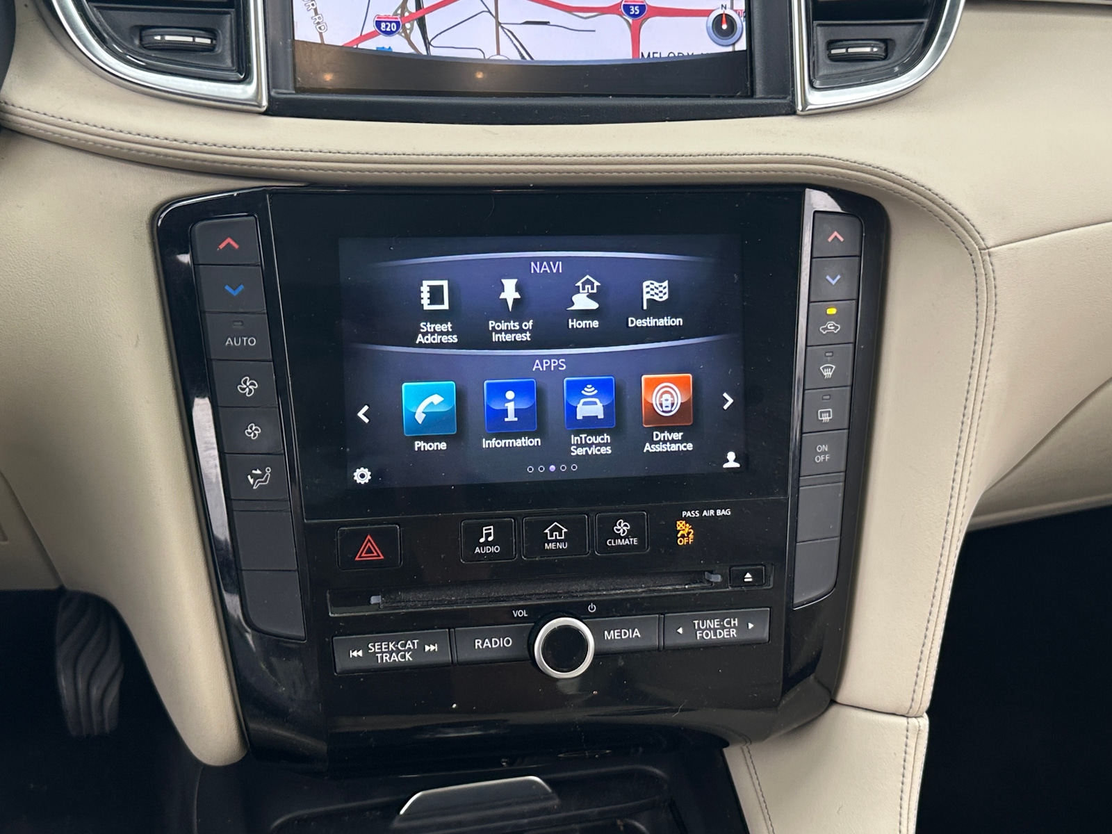 Thumbnail: 2019 INFINITI QX50 - 3