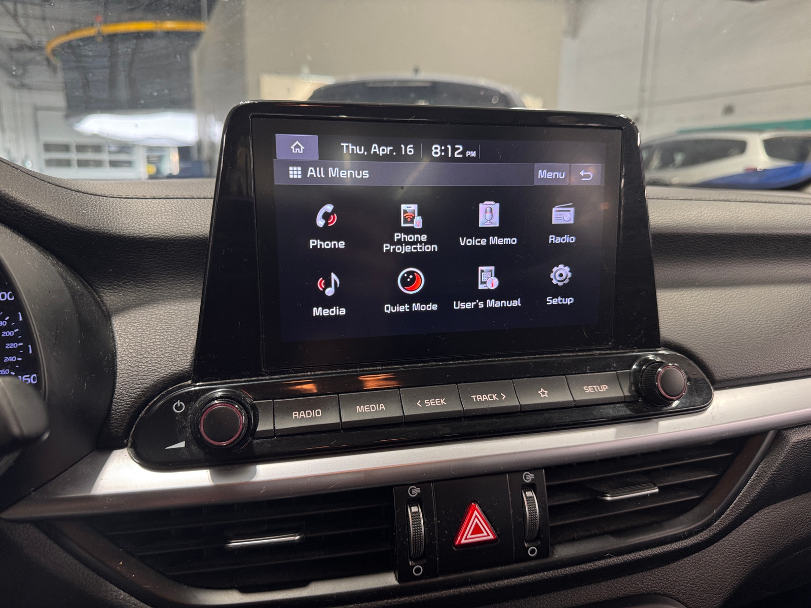 Thumbnail: 2022 Kia Forte - 4