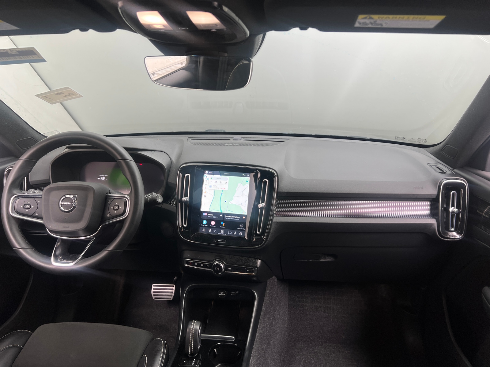 Thumbnail: 2022 Volvo XC40 - 2