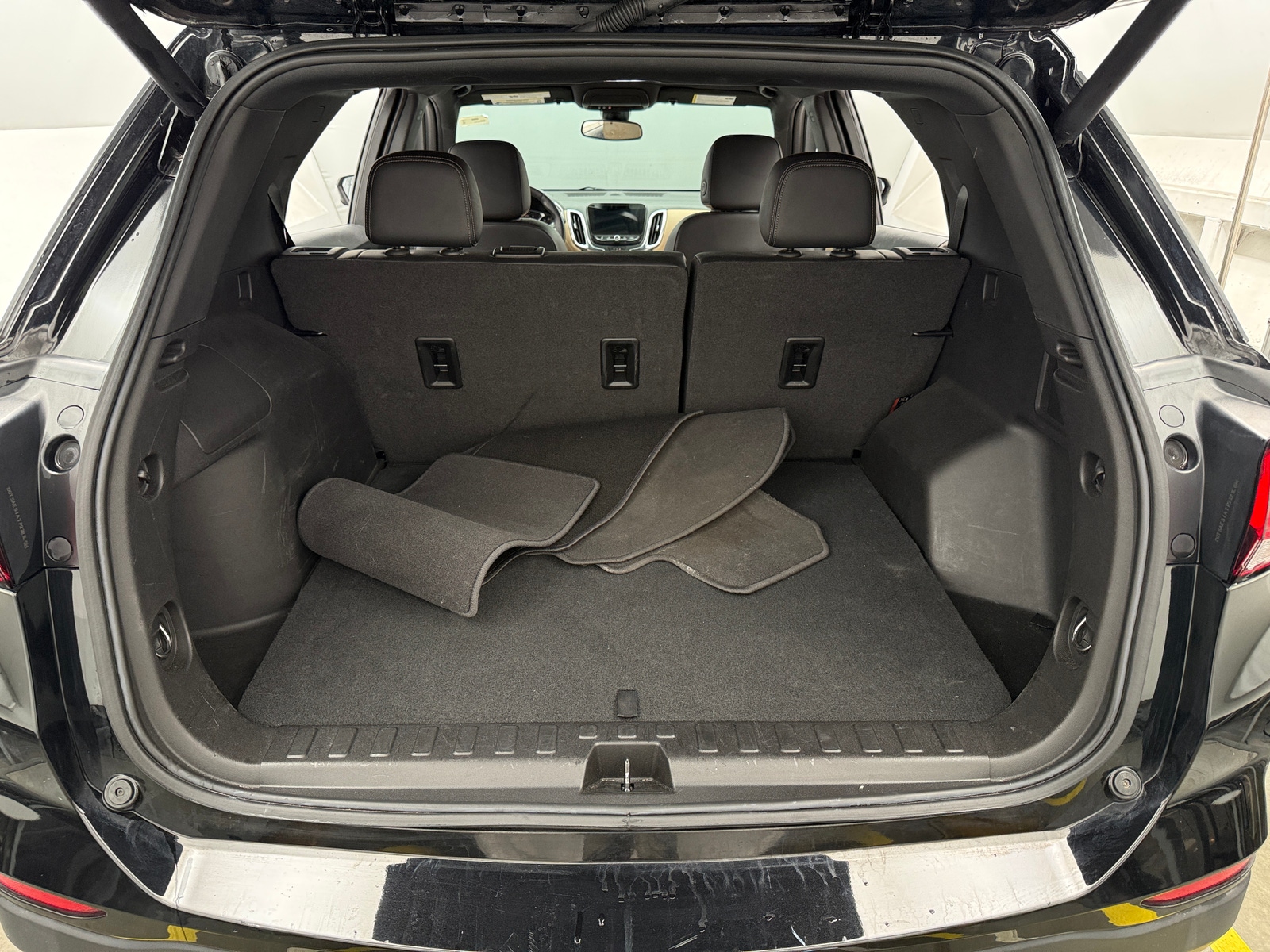 Thumbnail: 2022 Chevrolet Equinox - 6