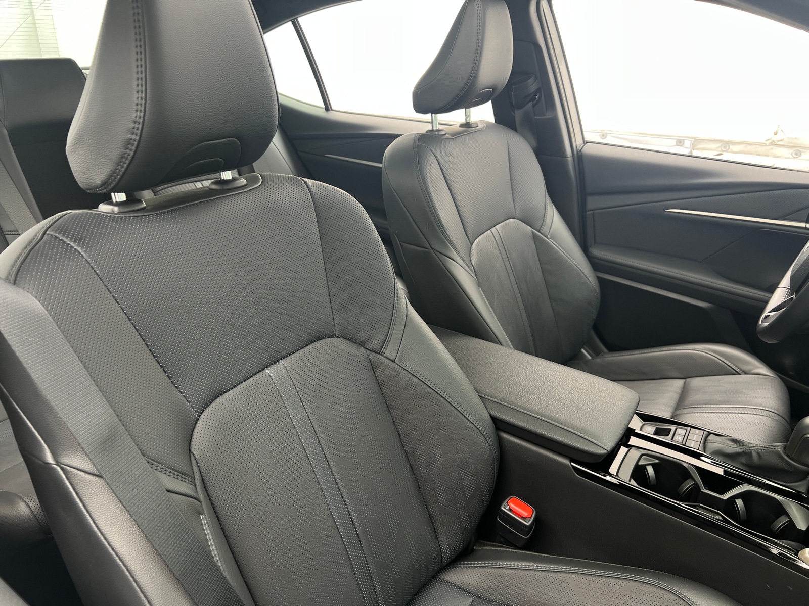 Thumbnail: 2025 Toyota Camry - 2