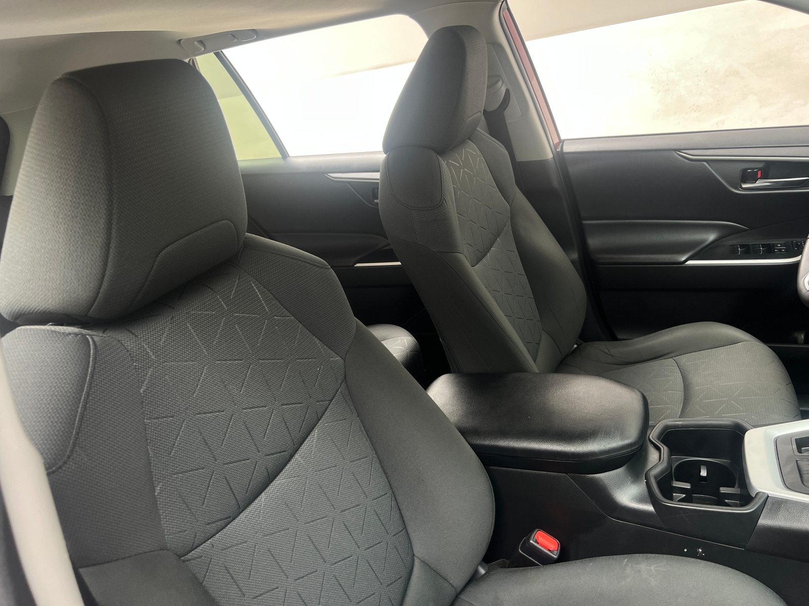 Thumbnail: 2022 Toyota RAV4 - 2