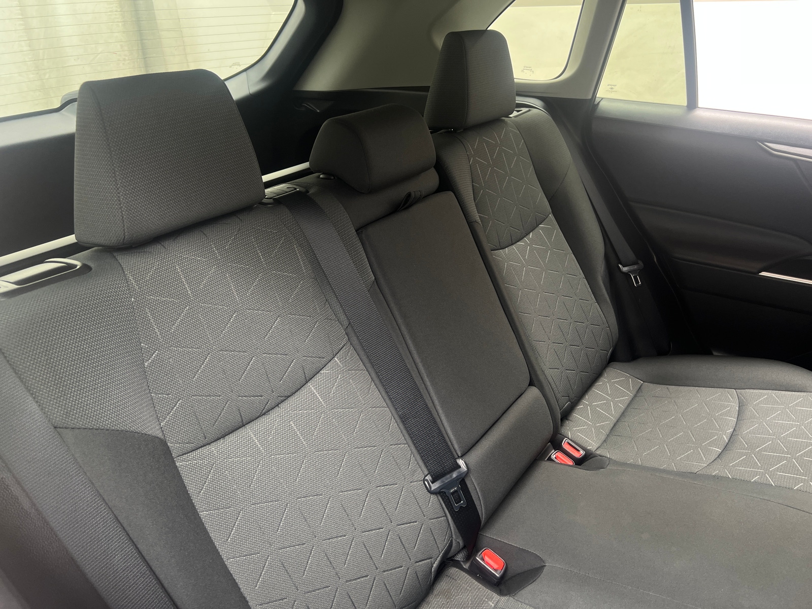 Thumbnail: 2022 Toyota RAV4 - 6