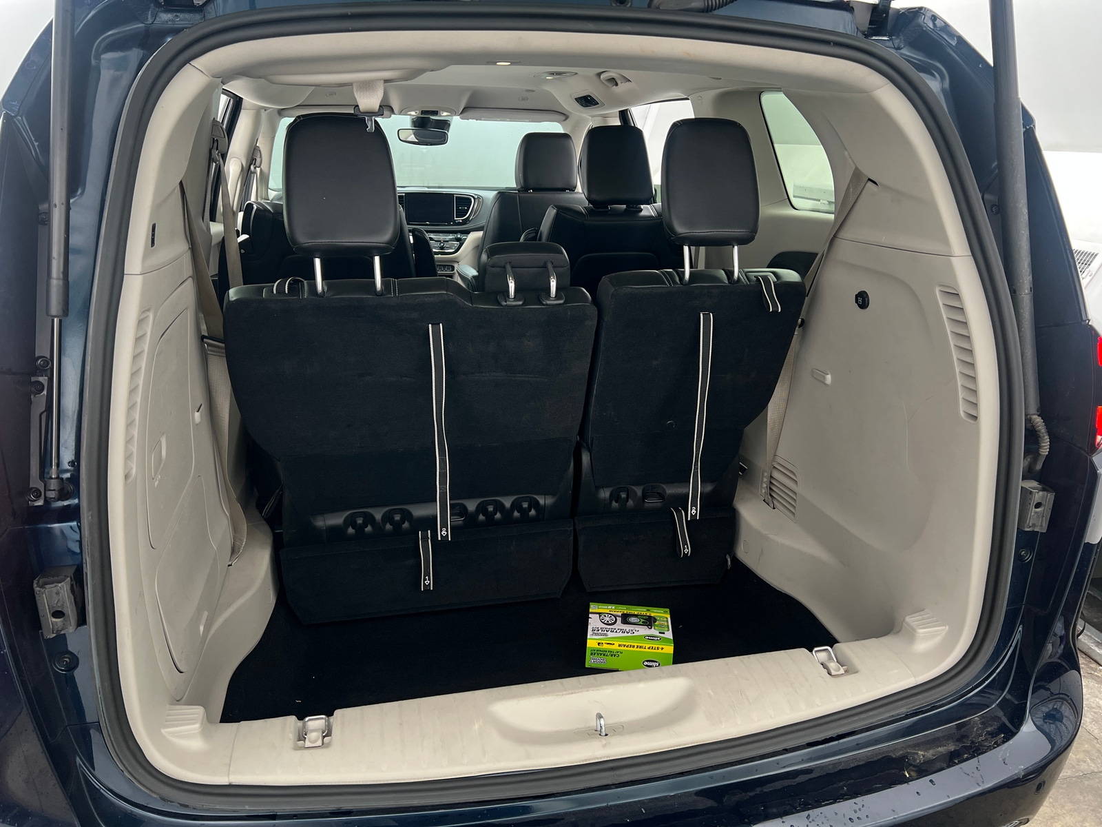Thumbnail: 2024 Chrysler Pacifica - 7