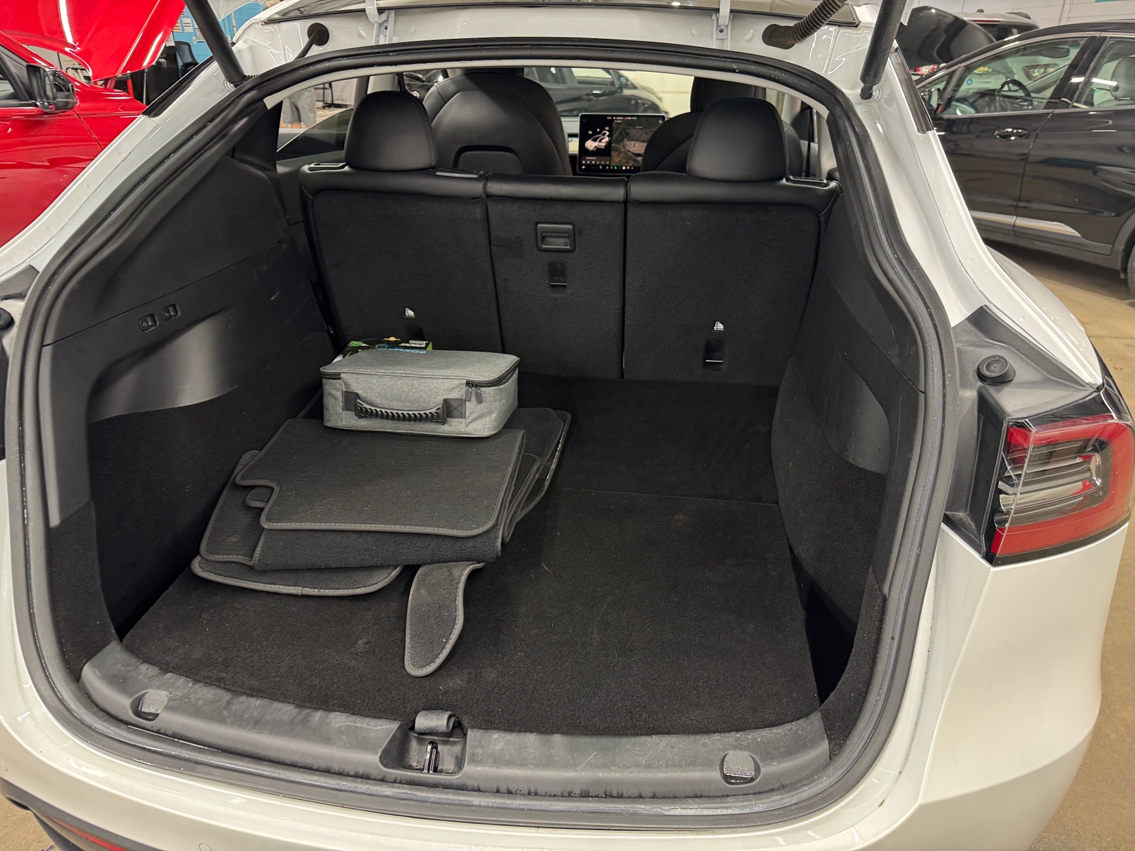 Thumbnail: 2022 Tesla Model Y - 6